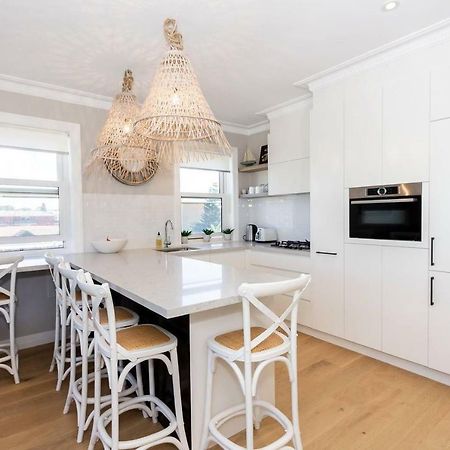 Bondi Breeze-Hosted By:L'Abode Accommodation Sydney Esterno foto
